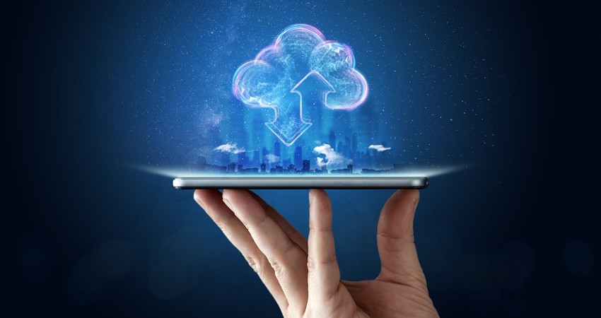 The Future of Coding: Amazon Cloud Chief Predicts AI Could Replace Developers